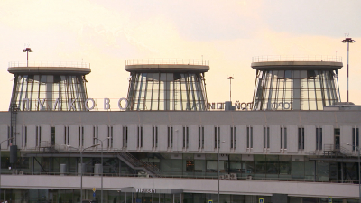 Пулково в ночь на 7 мая принял перенаправленные рейсы в связи с ограничениями в других аэропортах России