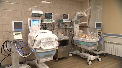 Петербург первым в России запускает обследование новорождённых на одну из редких наследственных болезней