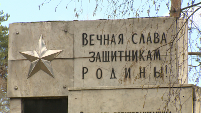 В Петербурге отреставрировали мемориал сотрудникам Ржевского полигона, погибшим при защите Ленинграда