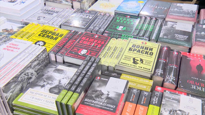 XX Петербургский международный книжный салон откроется на Дворцовой площади в полдень 22 мая