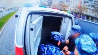 В Петербурге росгвардейцы с погоней задержали нетрезвого водителя, устроившего несколько ДТП