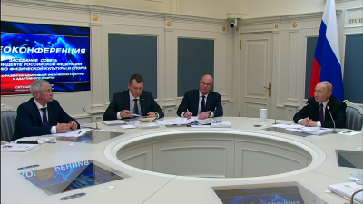 Благодаря поддержке президента России Петербург наращивает помощь участникам СВО