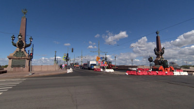 Троицкий мост откроют 31 мая