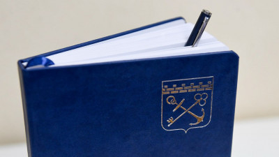 В Ленобласти начнут продавать алкоголь, как и в Петербурге, с 11 утра