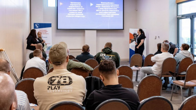 В Петербурге в рамках ярмарки вакансий для людей с инвалидностью прошла секция для ветеранов СВО