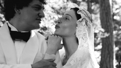 Как прошла тайная свадьба Насти Ивлеевой: без родителей, в платье за 750 тысяч рублей и на VIP-вилле в Ялте