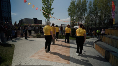 Замечательный сосед: тренд на добрососедство или коммуна в одном отдельно взятом дворе