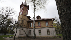 Дачная окраина: особняки Каменного острова — отличная идея для прогулки