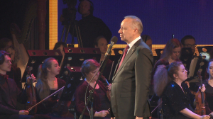 Традиционный праздничный концерт ко Дню города состоялся в БКЗ «Октябрьский»