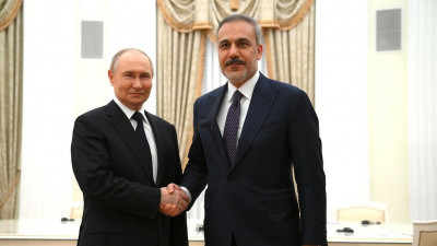 Владимир Путин принял в Кремле главу МИД Турции Хакана Фидана