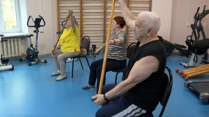 Зарядка для людей «Серебряного возраста». Упражнения с гимнастической палкой