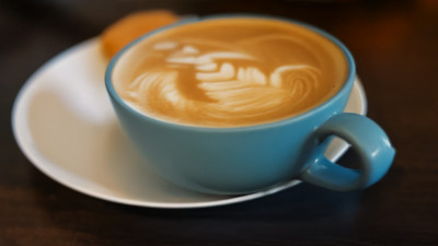 Битва за доступность: экономист рассказал о причинах роста цен на кофе