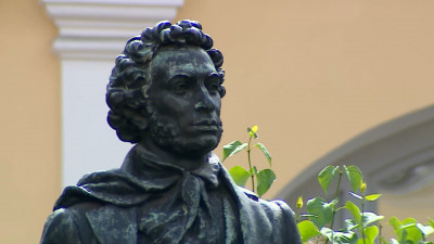 Как Петербург отмечает 226 лет со дня рождения Александра Пушкина