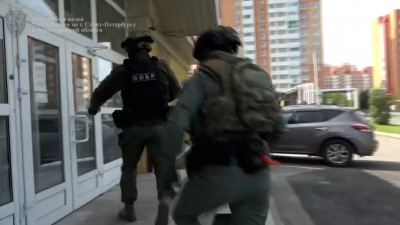 В Петербурге троих сотрудников МЧС задержали по подозрению в получении крупной взятки