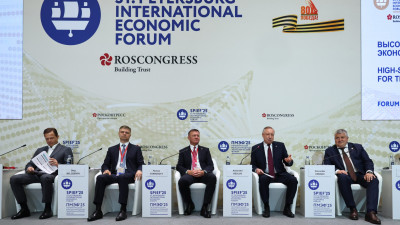 Александр Беглов: Благодаря Президенту России мегапроект ВСМ реализуется со скоростью и размахом эпохи Петра Великого, что говорит об устойчивости развития экономики страны