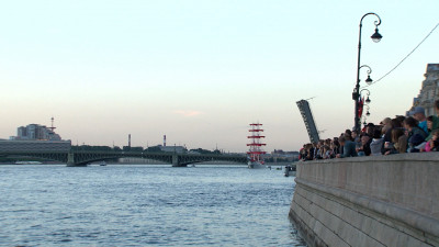 «Алые паруса» ограничат движение в центре Петербурга