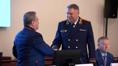 Сотрудникам Следственного комитета  представили нового руководителя ГУ по Петербургу Павла Выменца