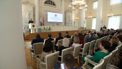 В Смольном обсудили, как изменилась система здравоохранения Петербурга