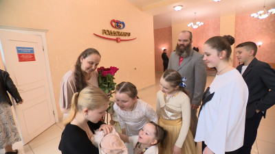 В Роддоме № 9 в один день две женщины родили восьмерых детей