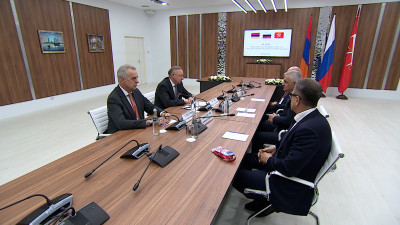 Александр Беглов и Мгер Григорян обсудили усиление партнерства между Петербургом и Арменией