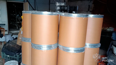 Направлялась в Ленобласть: таможенники пресекли партию прекурсоров для производства метадона