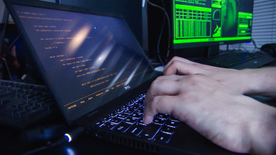 Какие схемы обмана начали использовать мошенники в преддверии Дня России