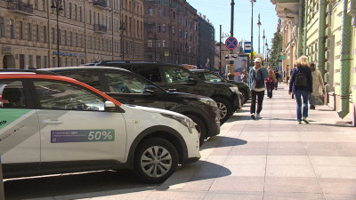 С начала 2025 года в центре Петербурга выявили более 8 тыс. случаев неуплаты парковки