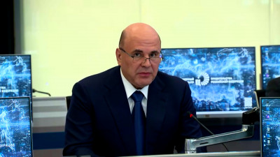 Михаил Мишустин поручил рассмотреть возможность льготного кредитования наиболее пострадавших отраслей экономики