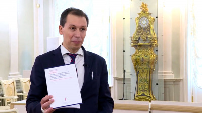 Александр Беглов поздравил члена-корреспондента РАН, заведующего кафедрой СПбГУ Николая Кузнецова с присуждением госпремии