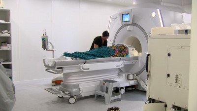 В Петербурге пациента вылечили от тремора без хирургических разрезов