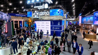 Рекордные суммы соглашений, сессии и встречи: чем запомнится второй день ПМЭФ