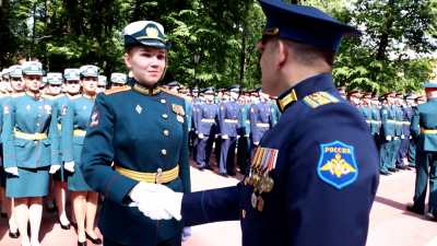 Более 600 военных врачей выпустились из Военно-медицинской академии в Петербурге