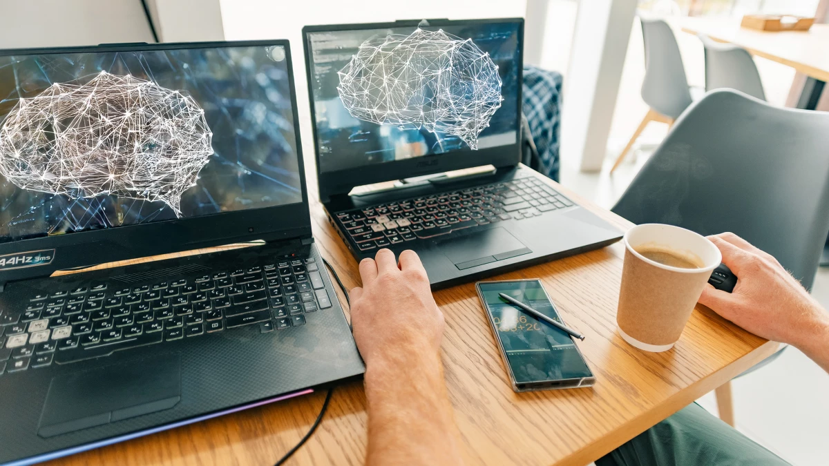 ИТ-отрасль России растёт в пять раз быстрее других секторов экономики - tvspb.ru