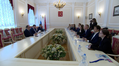 «Открытый Смольный 2.0»: студенты посетили администрацию Красногвардейского района