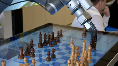 В Петербурге стартовал форум-выставка, объединивший промышленность, науку и власть