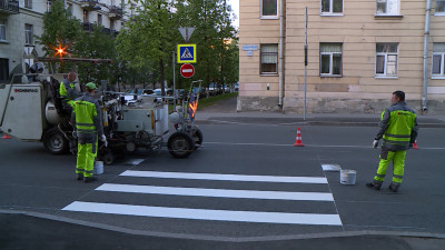 В 2025 году на улицах Петербурга обновят 686 тыс. квадратных метров дорожной разметки