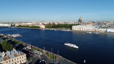 Александр Беглов: За 20 лет в Петербурге восстановлено более 80 храмов и культовых сооружений