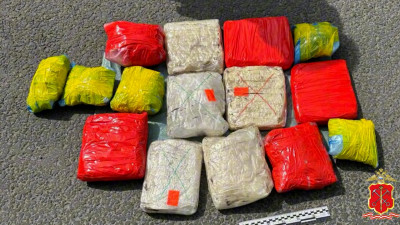 Петербургская полиция остановила на трассе «Нева» водителя с 25 кг «запрещенки»