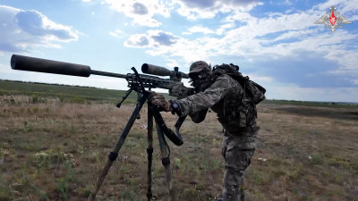 Снайперы Донского казачьего полка показали один из подбитых дронов ВСУ