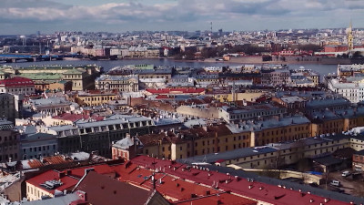 В 2025 году в Петербурге отремонтируют более 460 крыш