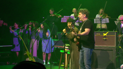 В День защиты детей на Новой сцене Александринского театра прозвучали песни из мультфильма «Смешарики»