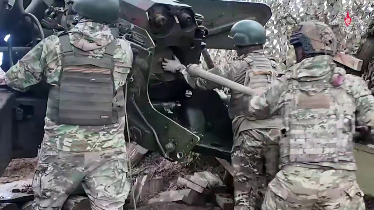 Расчёт гаубицы «Гиацинт-Б» нанес удар по вражеским позициям на Ореховском направлении - tvspb.ru