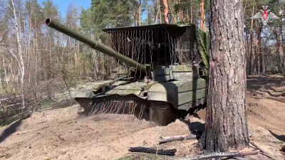 Танкисты группировки войск «Запад» нанесли удар по позициям противника на Краснолиманском направлении