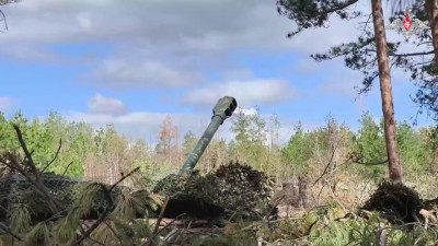 Расчет «Мста-Б» группировки войск «Днепр» уничтожил пункт хранения боеприпасов ВСУ в Херсонской области