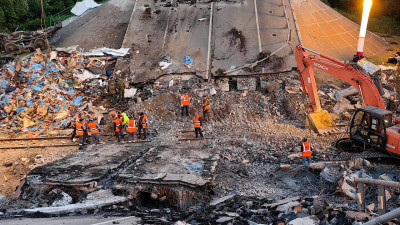 Железнодорожные пути в Выгоничском районе расчищены