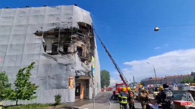 В пожаре на набережной Обводного канала погибли два человека