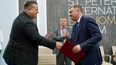 Первый в России завод полного цикла по производству и переработке литий-ионных аккумуляторов построят в Петербурге