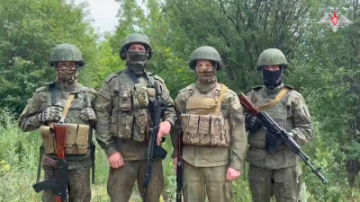 Участники СВО поздравили жителей страны с Днем России