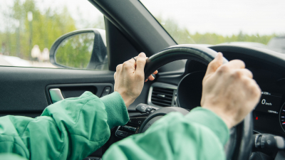 В дорожном конфликте на Васильевском острове пострадала 10-летняя девочка