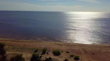 Температура пока не для всех: вода в Ленобласти всё ещё не прогрелась для купания